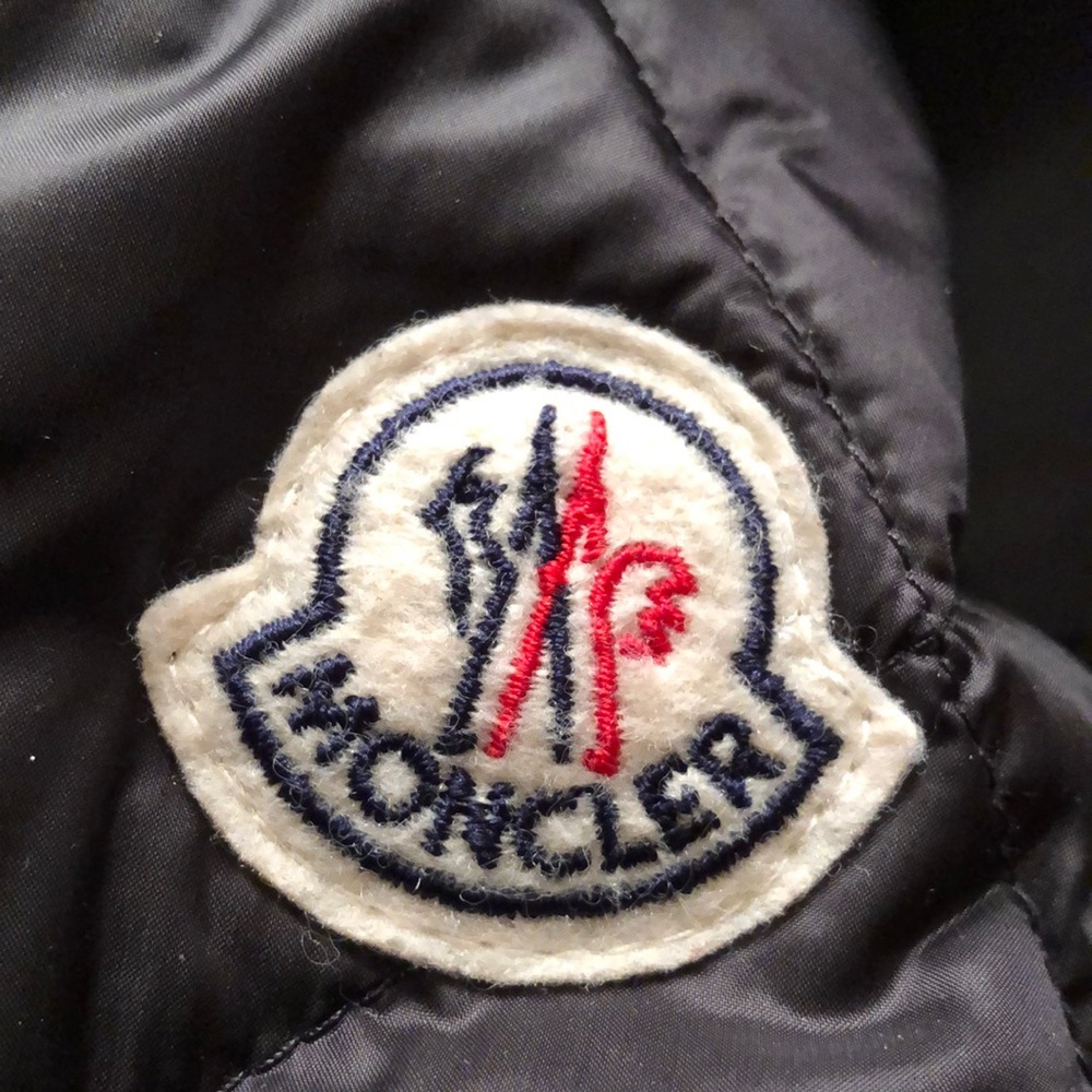 Moncler Tags